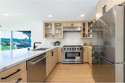 23534 Aetna, Woodland Hills, CA 91367 - Photo 15