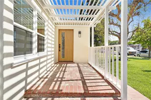 6722 6724 Katherine Ave, Van Nuys, CA 91405 - Photo 3