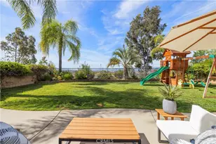 29207 Avenida Avila, Valencia, CA 91354 - Photo 37