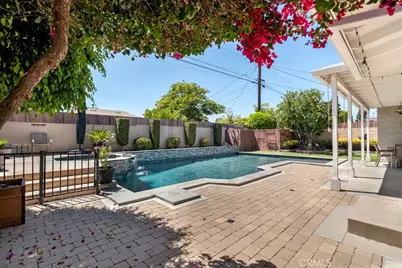 11009 Gloria, Granada Hills, CA 91344 - Photo 49