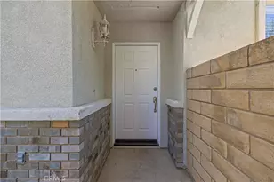28469 Meadowlark Ct, Valencia, CA 91354 - Photo 3