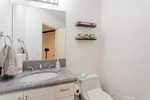626 E Orange Grove Ave, Burbank, CA 91501 - Photo 25