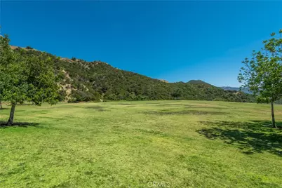 24030 Alder Place, Calabasas, CA 91302 - Photo 13