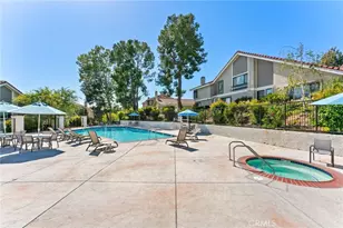 1066 Sunwood Ln, Oak Park, CA 91377 - Photo 33