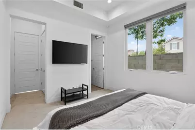 61 Iluna, Irvine, CA 92618 - Photo 17