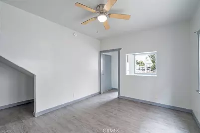 914 W 41st Street, Los Angeles, CA 90037 - Photo 53