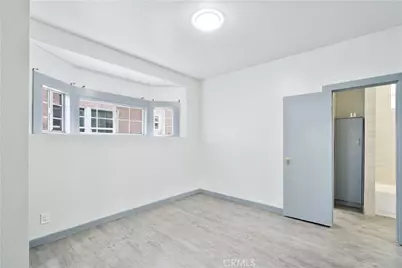 914 W 41st Street, Los Angeles, CA 90037 - Photo 41