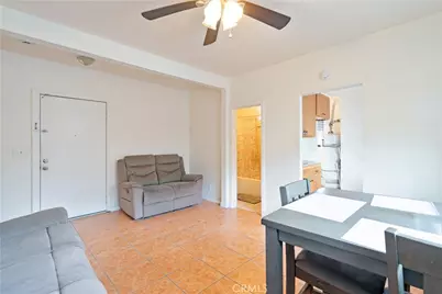 914 W 41st Street, Los Angeles, CA 90037 - Photo 13