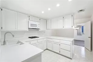 7625 Reseda, Reseda, CA 91335 - Photo 5