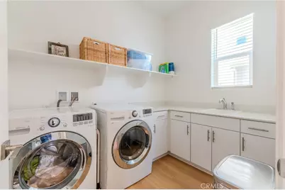 27504 Illumination Court, Valencia, CA 91381 - Photo 39