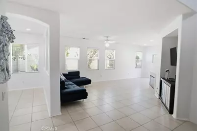 27660 Cordovan, Canyon Country, CA 91351 - Photo 5
