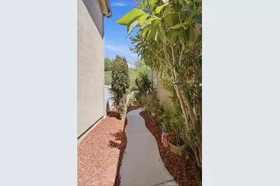 27660 Cordovan, Canyon Country, CA 91351 - Photo 27