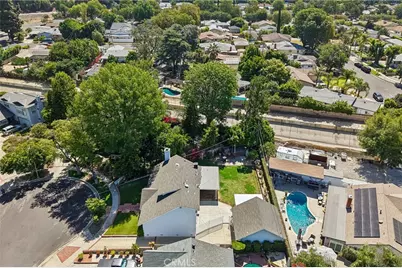 16332 Bermuda Street, Granada Hills, CA 91344 - Photo 35