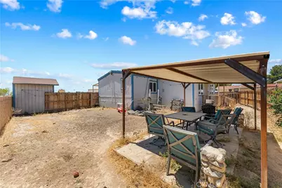 1724 Sandra, Rosamond, CA 93560 - Photo 27