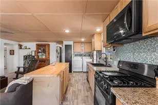 1724 Sandra, Rosamond, CA 93560 - Photo 7
