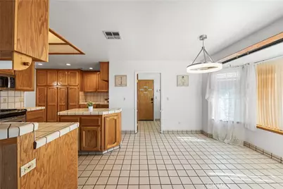 9948 Irene, California City, CA 93505 - Photo 17