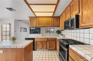 9948 Irene, California City, CA 93505 - Photo 25