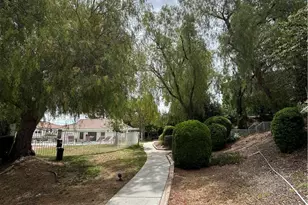 18002 Flynn, Canyon Country, CA 91387 - Photo 17