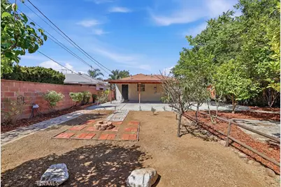10332 Cayuga Avenue, Pacoima, CA 91331 - Photo 17