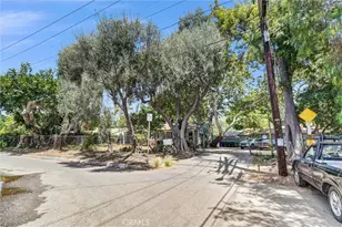 13505 Hatteras, Los Angeles, CA 91401 - Photo 31