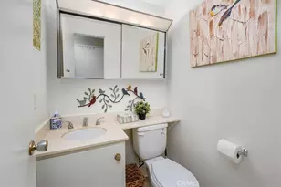 26742 Whispering Leaves Unit B, Newhall, CA 91321 - Photo 15