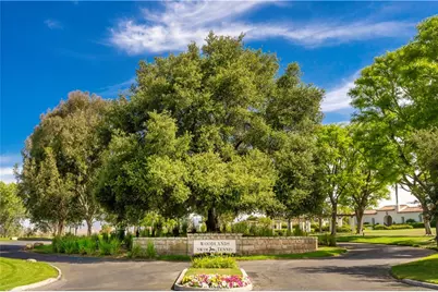 24905 Ironwood, Valencia, CA 91355 - Photo 13