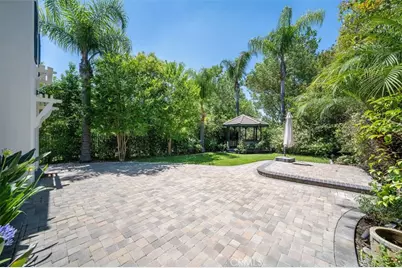 24905 Ironwood, Valencia, CA 91355 - Photo 3