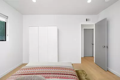 22250 Capulin Court, Woodland Hills, CA 91364 - Photo 17