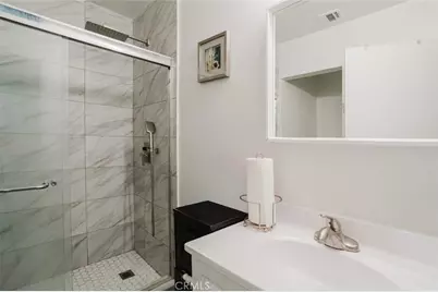 10527 Danube Avenue, Granada Hills, CA 91344 - Photo 5