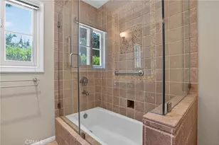 19600 Kingsbury St, Chatsworth, CA 91311 - Photo 31