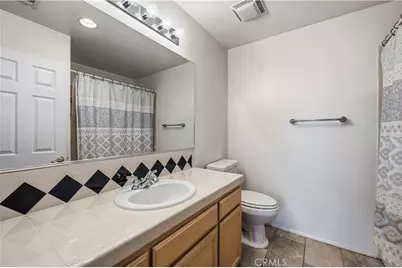 5613 W Avenue L1, Lancaster, CA 93536 - Photo 31