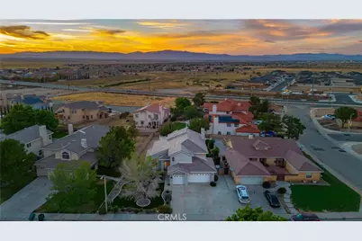5613 W Avenue L1, Lancaster, CA 93536 - Photo 3