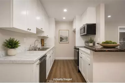 5320 Zelzah Avenue #201, Encino, CA 91316 - Photo 7