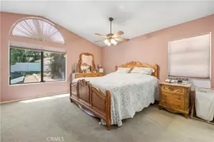 29065 Marilyn Dr, Canyon Country, CA 91387 - Photo 13