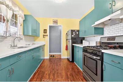 10894 Jamie Avenue, Pacoima, CA 91331 - Photo 13