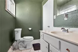 10894 Jamie Ave, Pacoima, CA 91331 - Photo 33