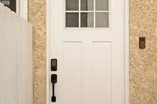 13948 Moorpark St, Sherman Oaks, CA 91423 - Photo 1