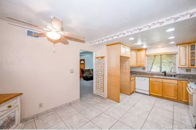 29272 Poppy Meadow, Canyon Country, CA 91387 - Photo 13
