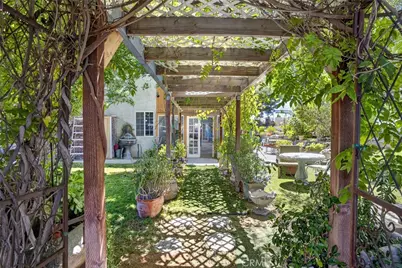 3848 E Avenue T4, Palmdale, CA 93550 - Photo 45