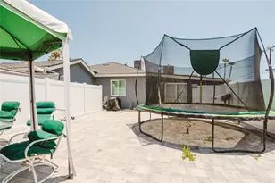 10527 Danube Ave, Granada Hills, CA 91344 - Photo 13