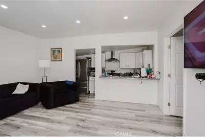 10527 Danube Avenue, Granada Hills, CA 91344 - Photo 19