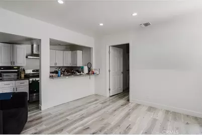 10527 Danube Avenue, Granada Hills, CA 91344 - Photo 21