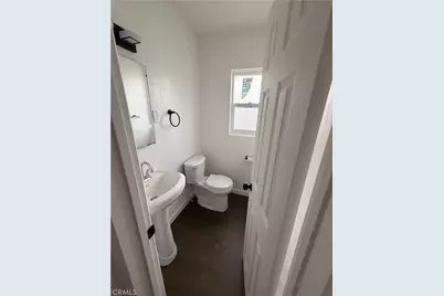 2323 W 102nd, Inglewood, CA 90303 - Photo 11