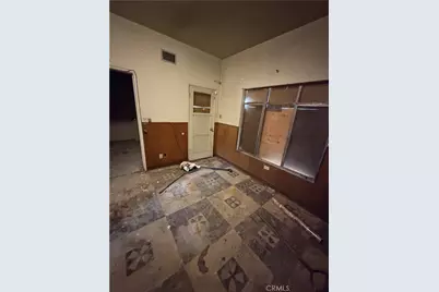 2323 W 102nd, Inglewood, CA 90303 - Photo 23
