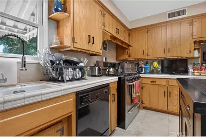 9301 Lasaine, Northridge, CA 91325 - Photo 9