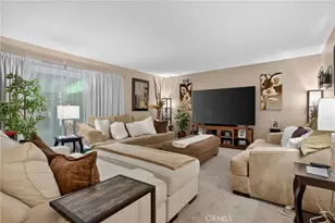9301 Lasaine, Northridge, CA 91325 - Photo 3