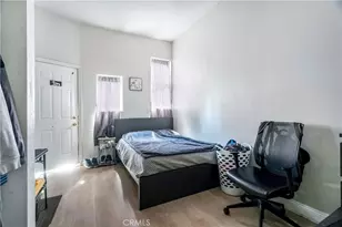 821 823 W 98th St, Los Angeles, CA 90044 - Photo 23