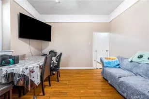 821 823 W 98th St, Los Angeles, CA 90044 - Photo 7