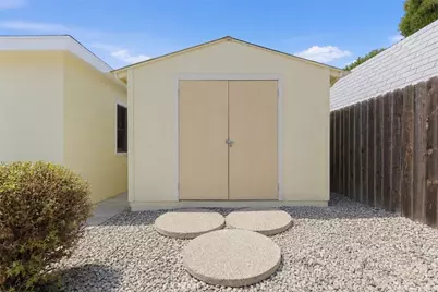 8019 Hatillo, Winnetka, CA 91306 - Photo 19