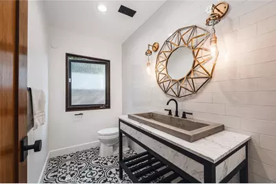 5022 Ranchito, Sherman Oaks, CA 91423 - Photo 15